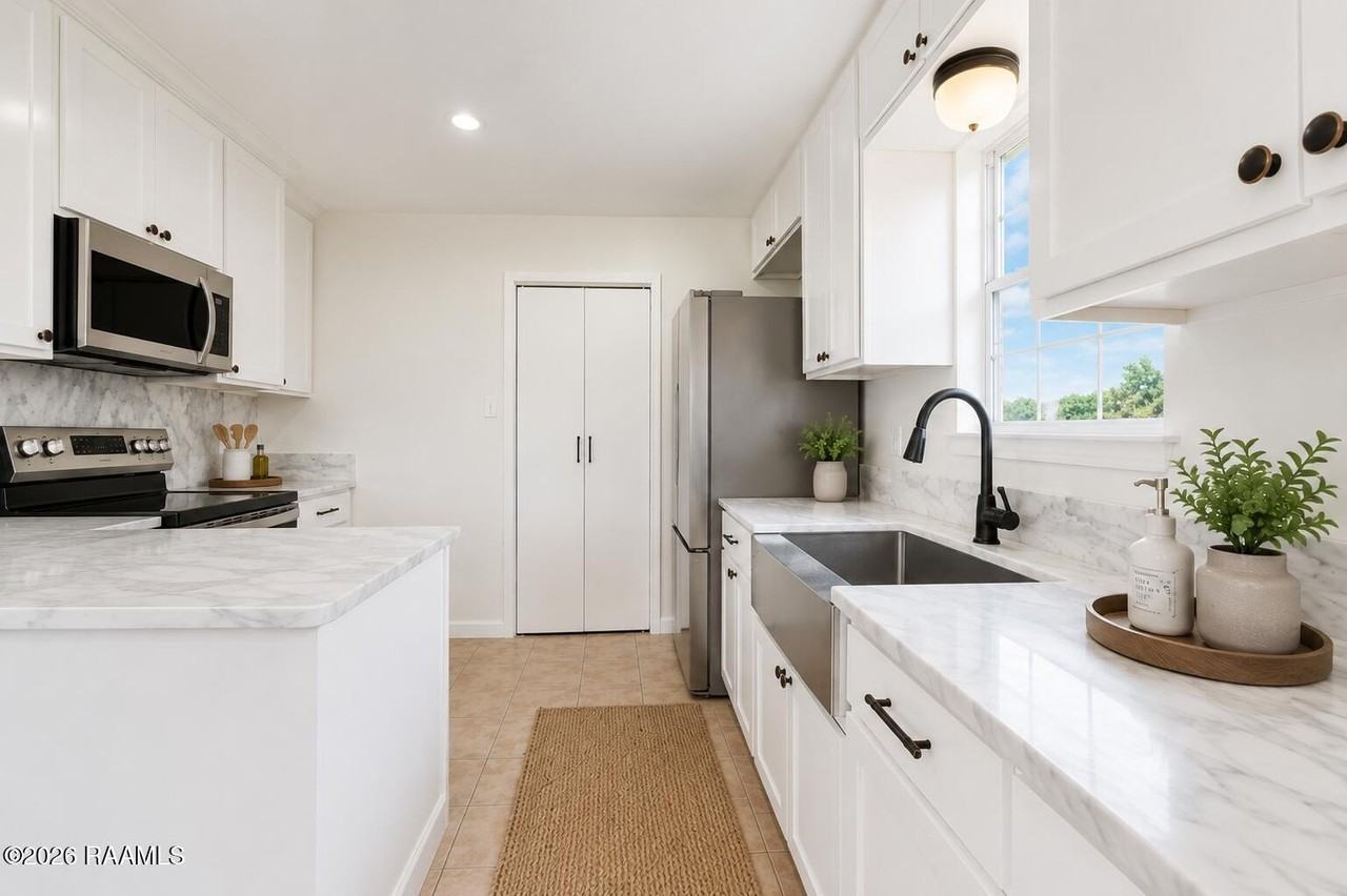 101 Sonny Ln - Photo 7 of 19