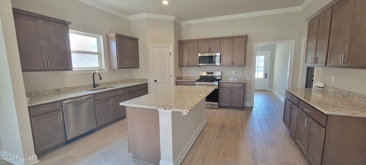 216 Wild Cherry Ln - Photo 2 of 10