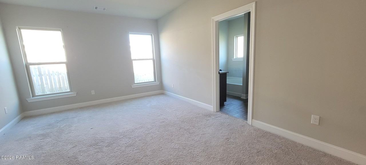 216 Wild Cherry Ln - Photo 4 of 10