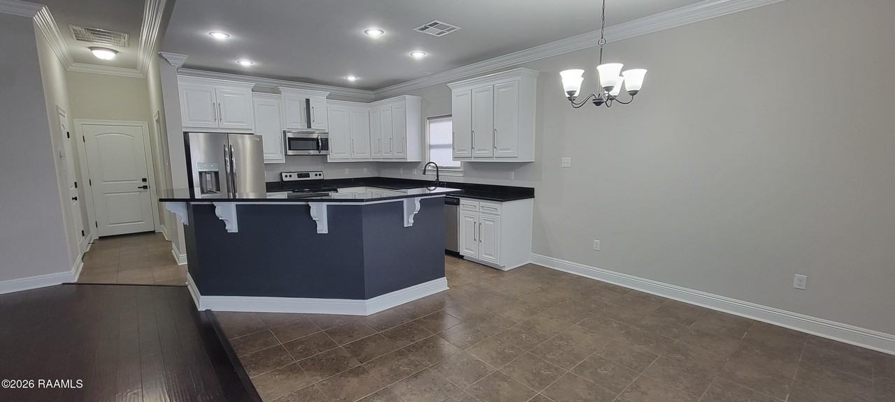 407 Claystone Rd - Photo 3 of 7