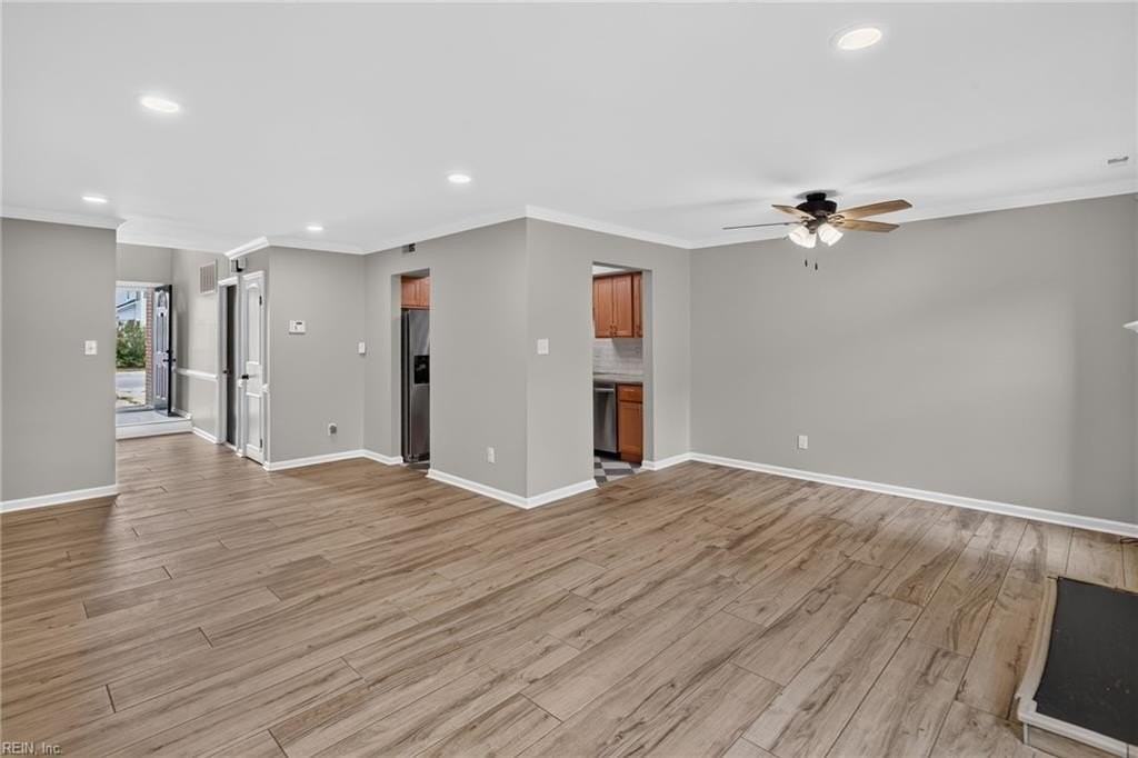 2469 Reagan Ave - Photo 4 of 21