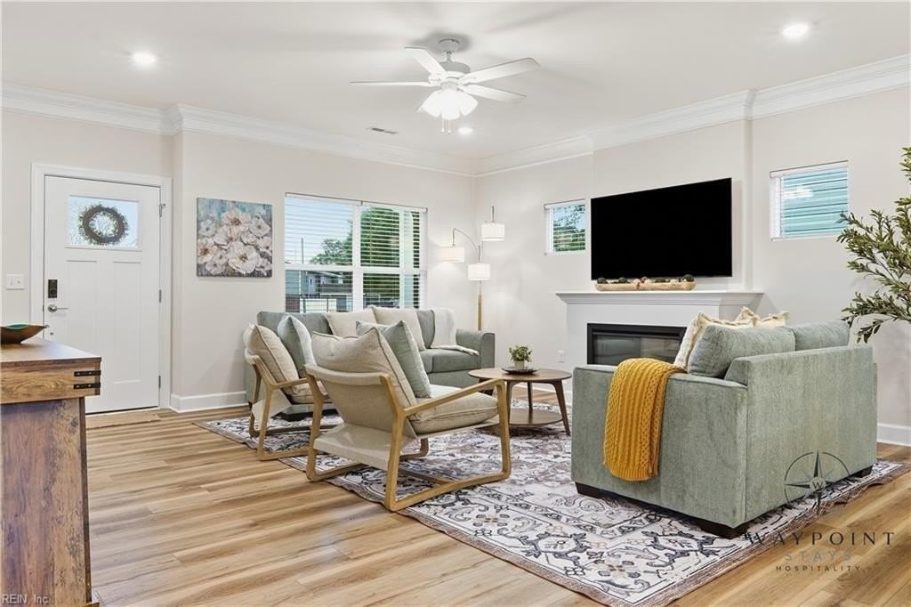 9264 Rippard Ave - Photo 3 of 25
