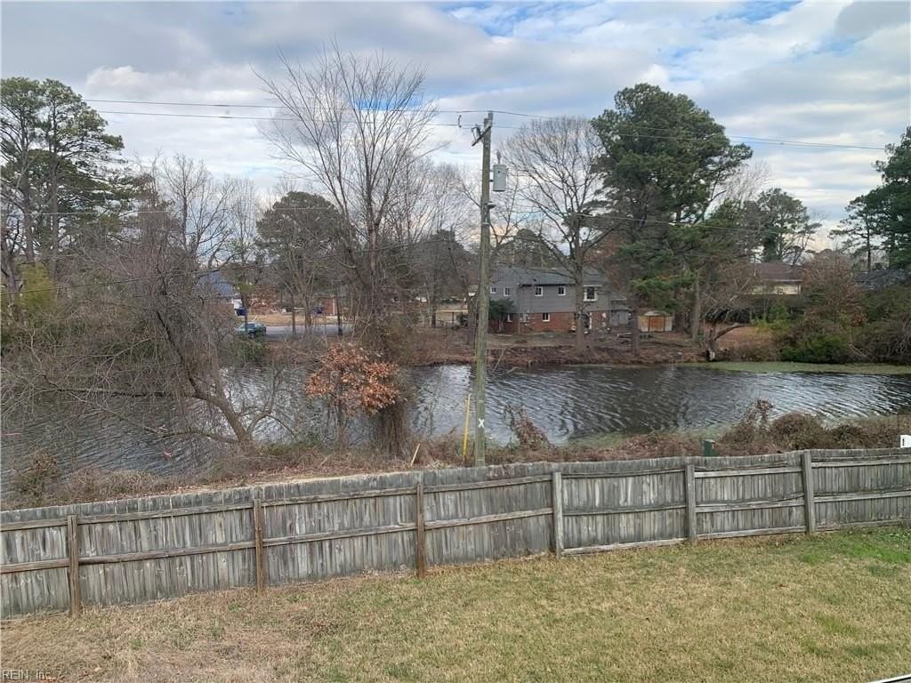 524 Stuart Cir - Photo 6 of 11
