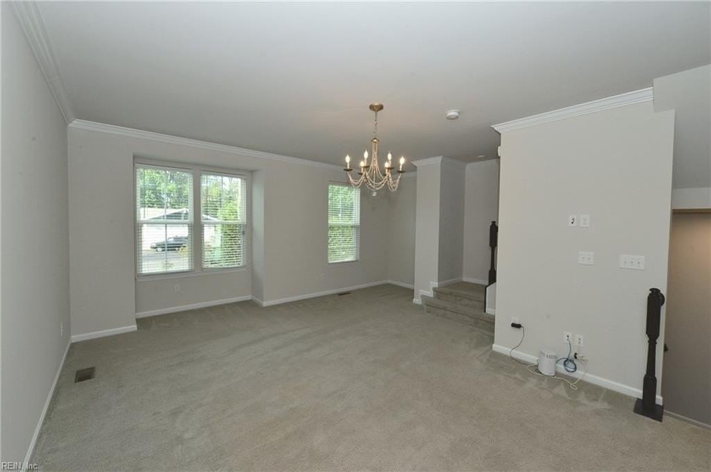 1093 Fleming Dr - Photo 5 of 24