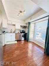 653 Governors Way - Photo 3 of 17