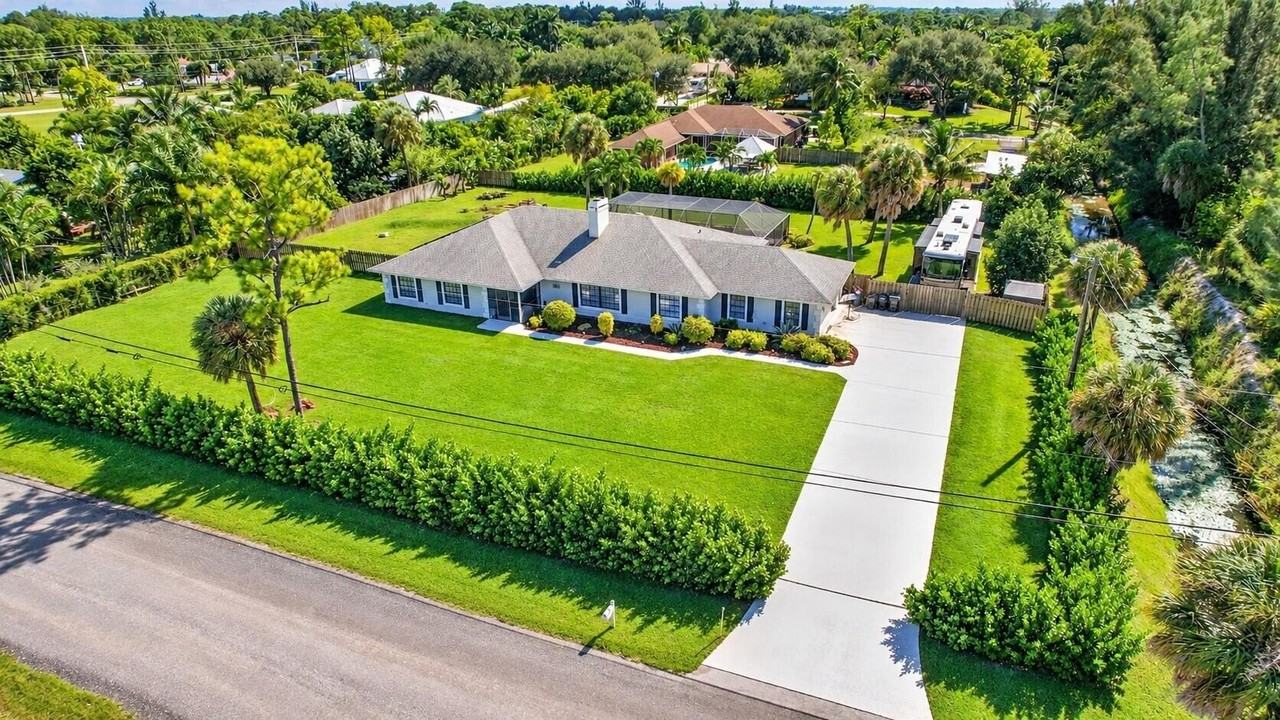 8606 Arrowhead Dr - Photo 3 of 50