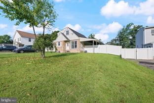 504 Monterey Ave - Photo 1 of 1