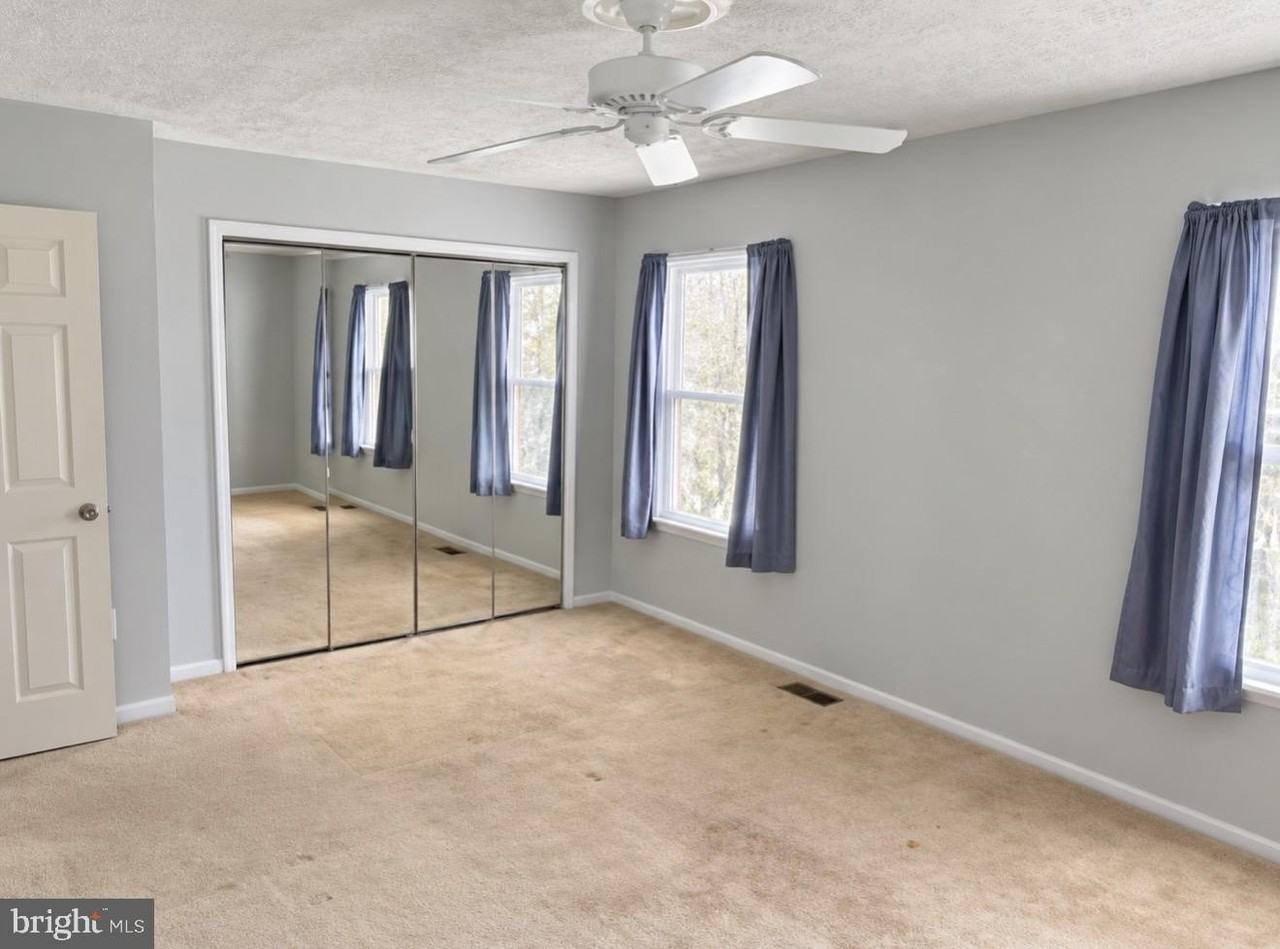 702 Medinah Cir - Photo 6 of 13