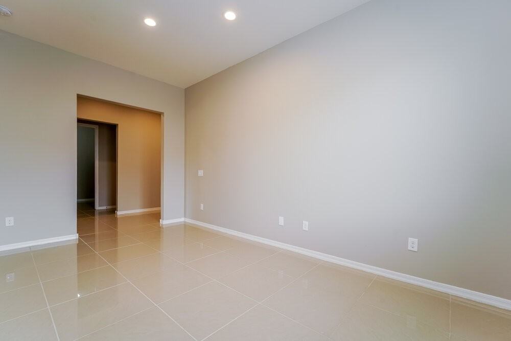 38646 S Running Roses Ln - Photo 5 of 16
