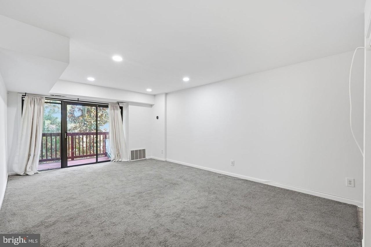 55 Skyhill Rd #202 - Photo 5 of 24