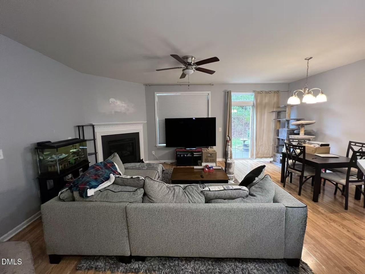 1025 Remington Oaks Cir - Photo 2 of 27