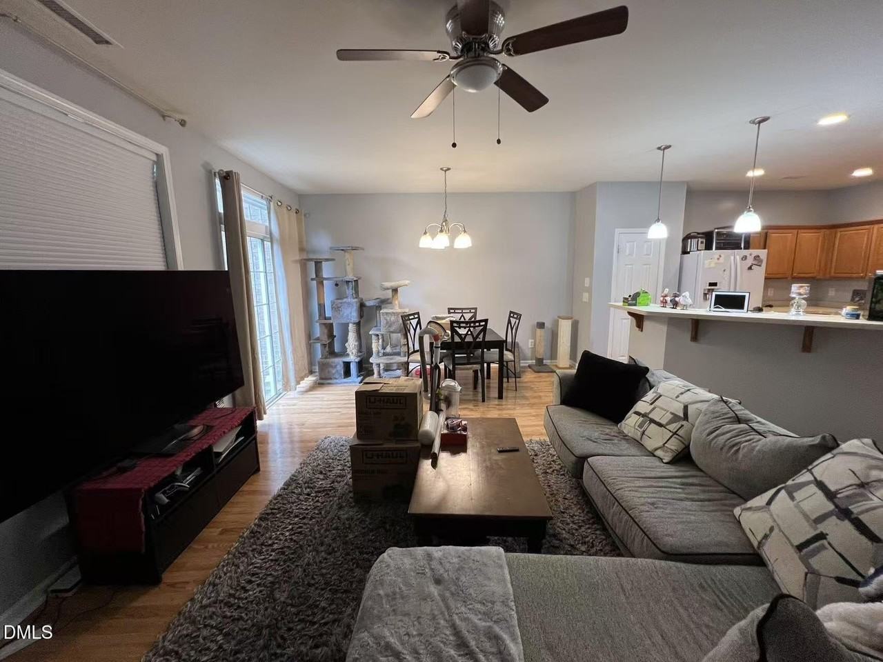 1025 Remington Oaks Cir - Photo 4 of 27