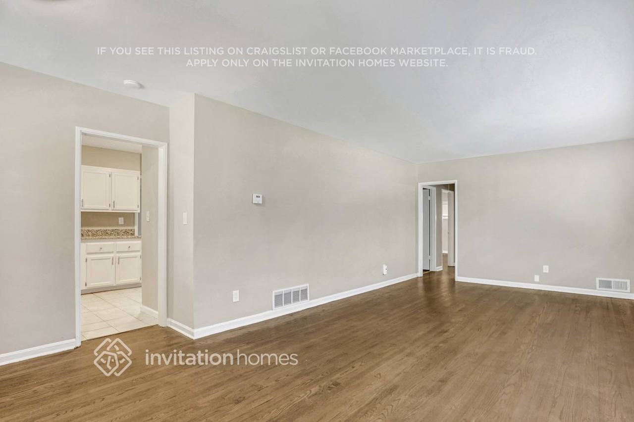 2632 Farley St - Photo 4 of 26