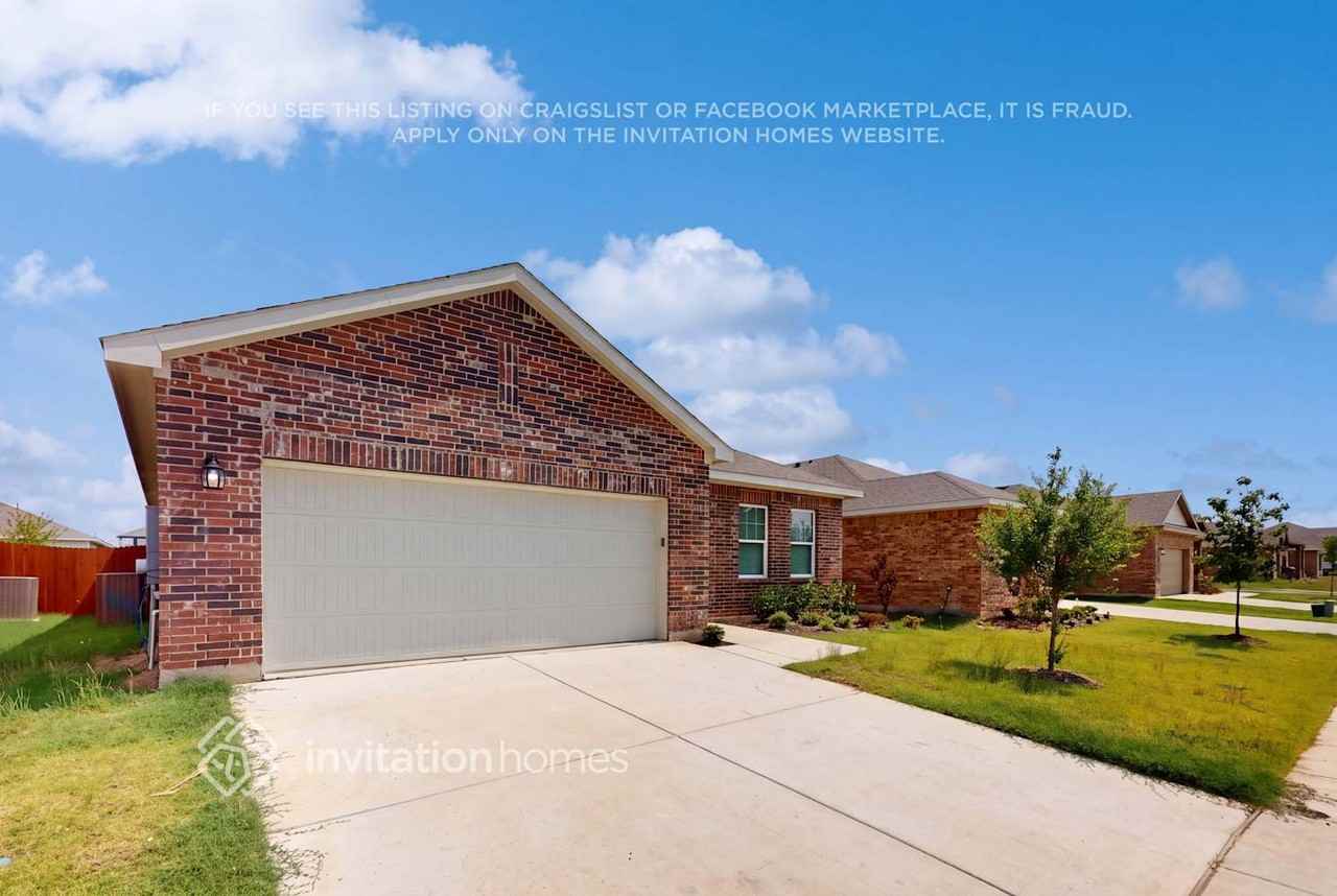 1408 Ancer Way - Photo 2 of 21