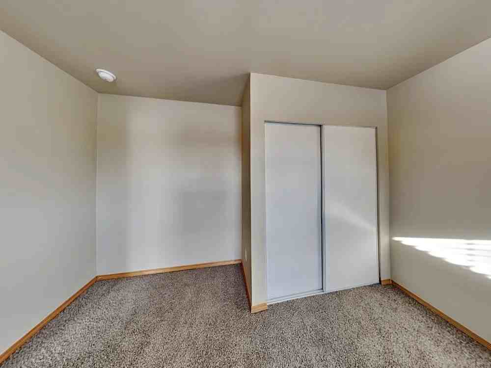 16596 Southeast 183rd Place - Photo 6 of 11