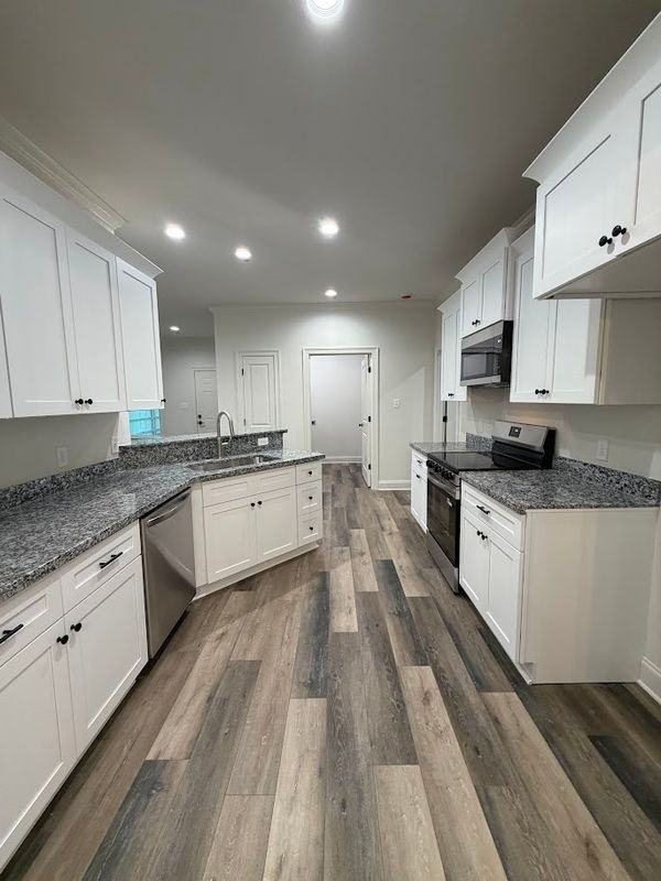 70293 5th St - Photo 2 of 3