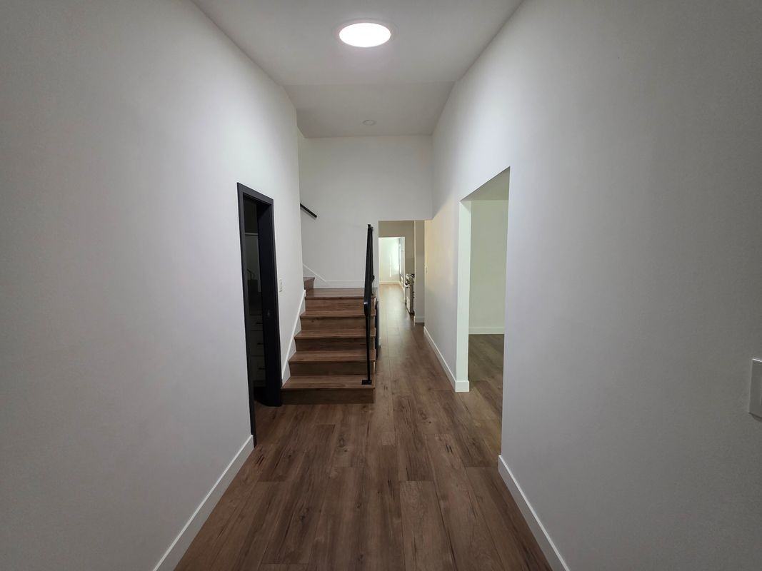 900 Statler St - Photo 2 of 28