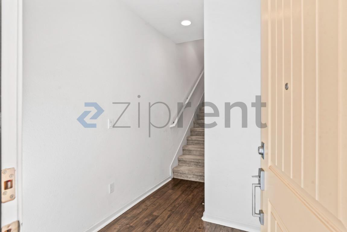 37647 Masts Cove Way - Photo 5 of 37