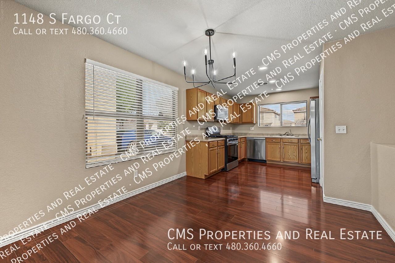 1148 S Fargo Ct - Photo 7 of 24