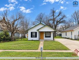 featured image of 904 Sw G Ave