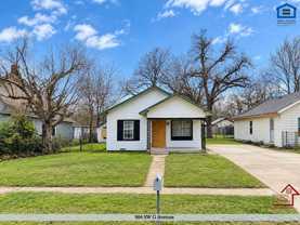 904 Sw G Ave - Photo 1 of 1