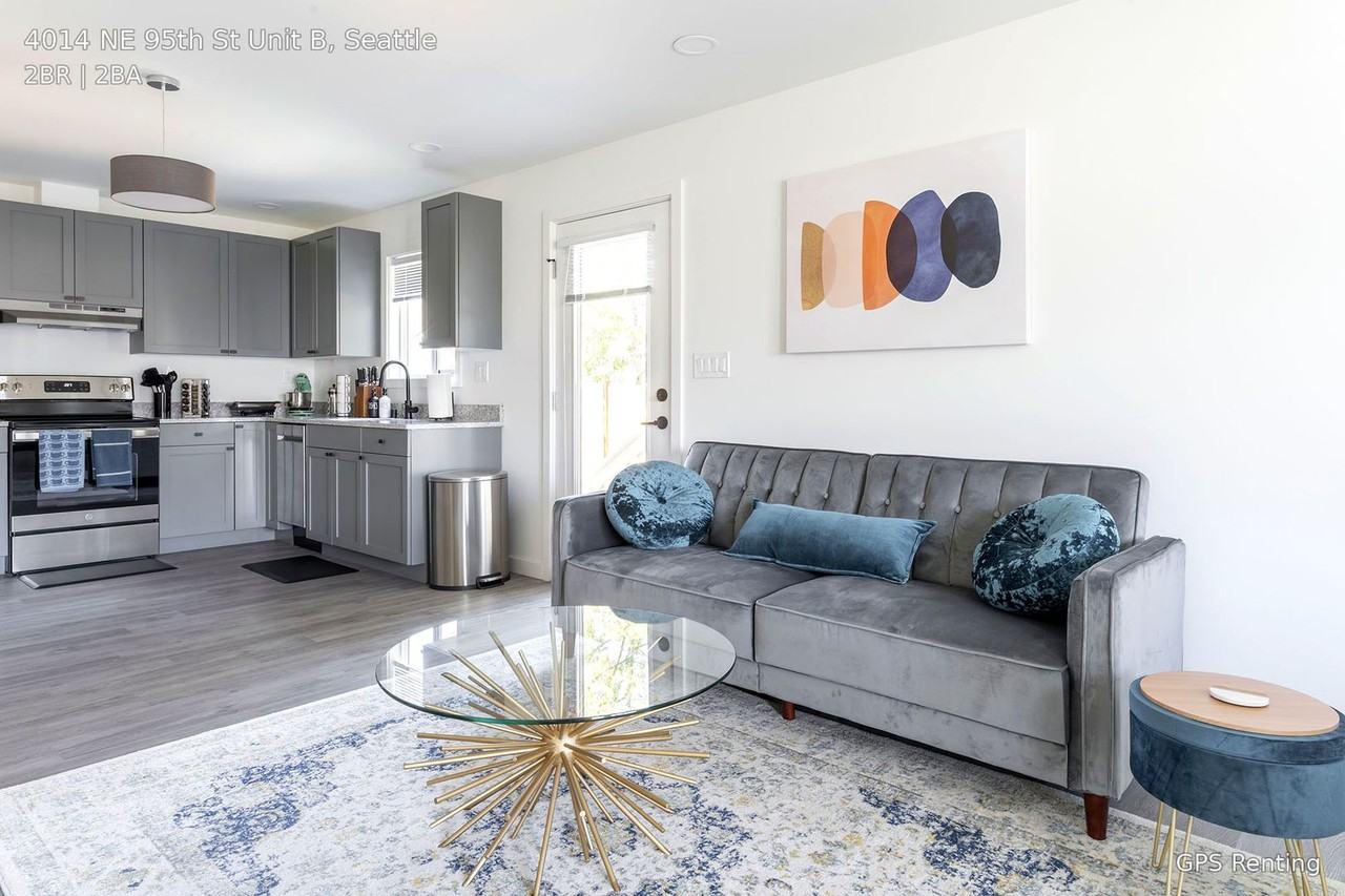 4014 Ne 95th St #B - Photo 5 of 50