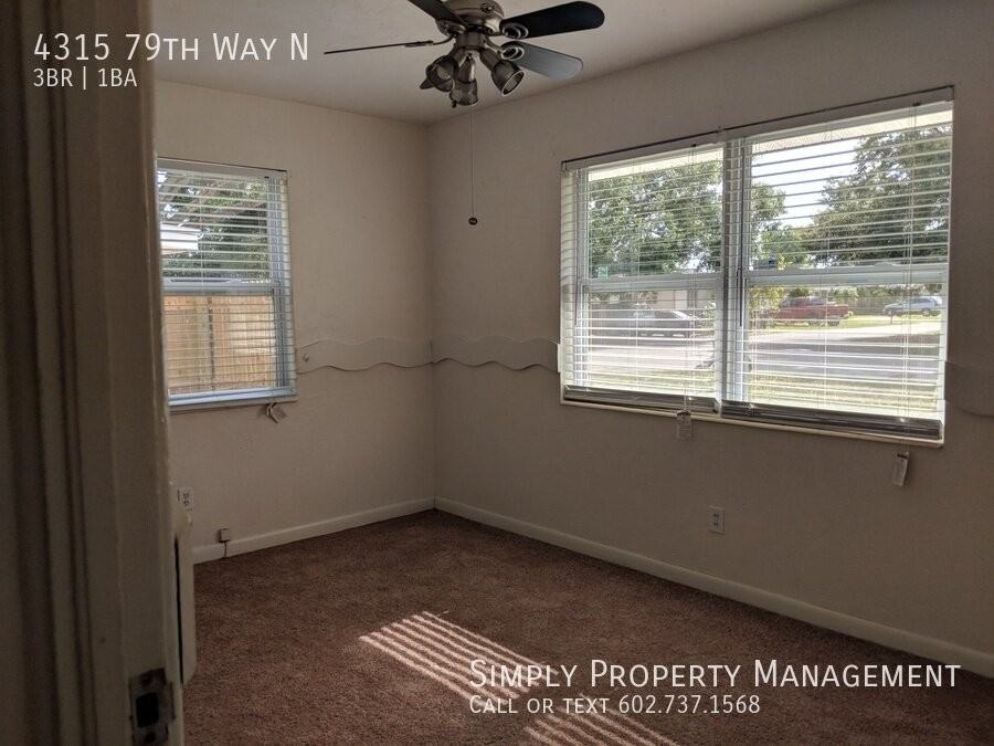 4315 79th Way N - Photo 5 of 9