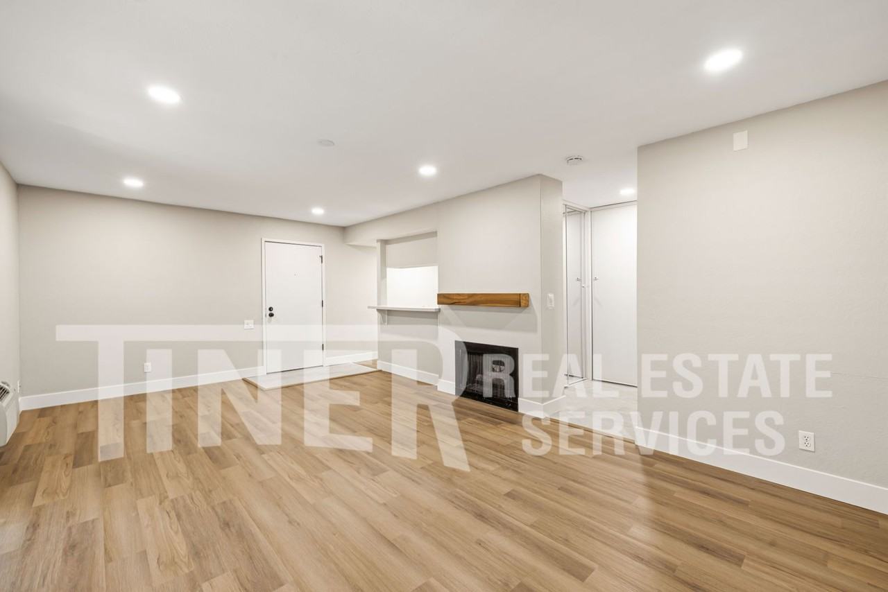 931 Fulton Ave #433 - Photo 3 of 19