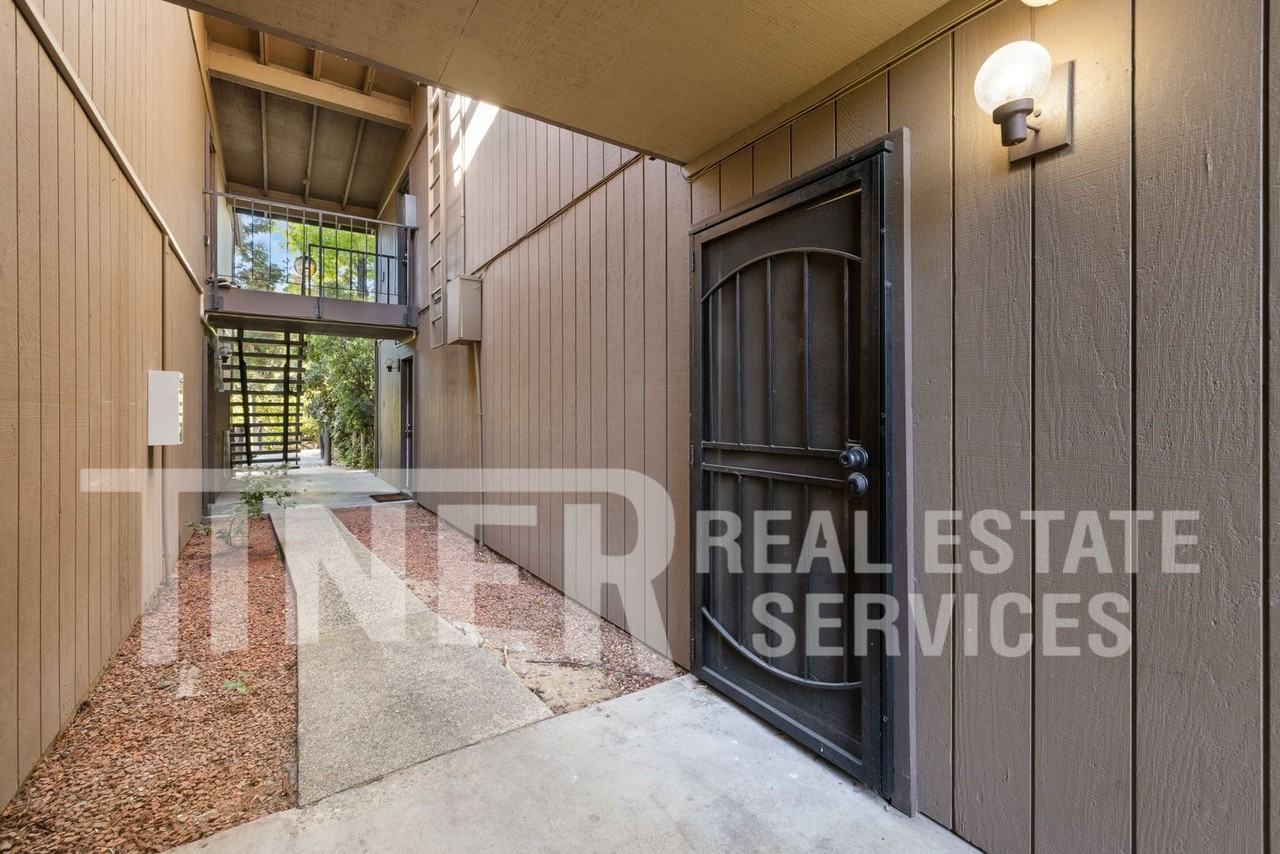 931 Fulton Ave #433 - Photo 6 of 19