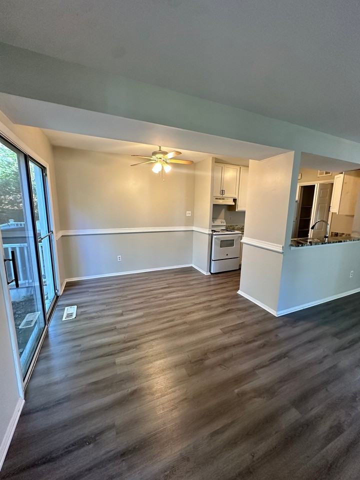 76 Ridgelawn Rd - Photo 5 of 20