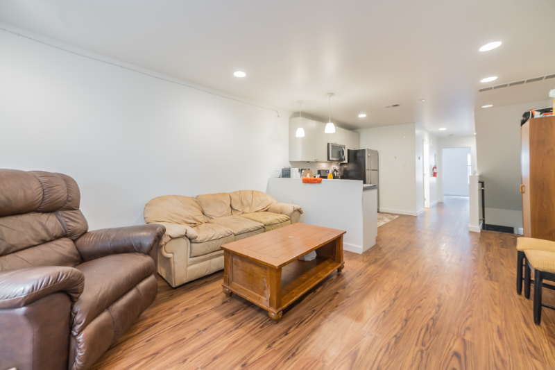 1748 N Sydenham St #A - Photo 4 of 11