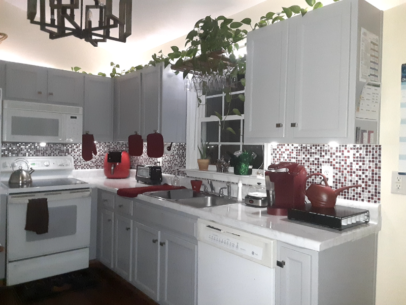 5605 Lake Crest Way - Photo 3 of 10