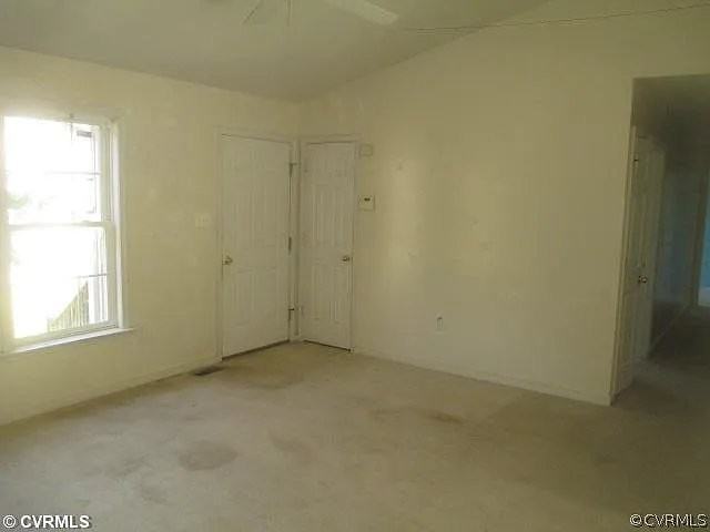 5605 Lake Crest Way - Photo 6 of 10