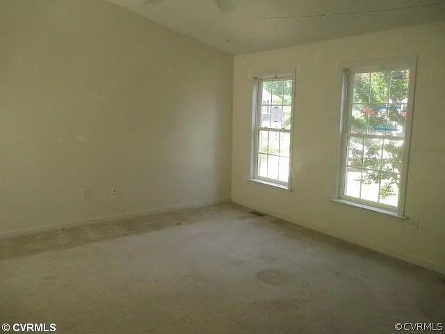 5605 Lake Crest Way - Photo 7 of 10