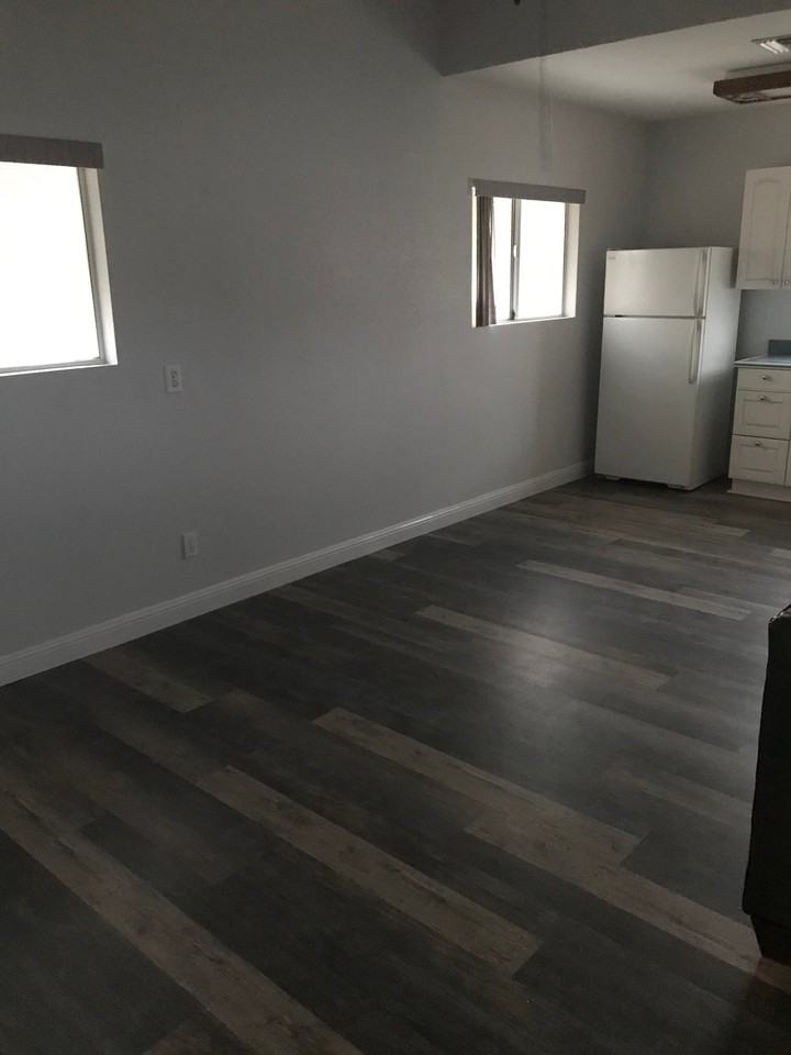 1435 Colina Dr - Photo 4 of 11
