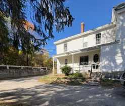 891 Mammoth Rd #A - Photo 1 of 1