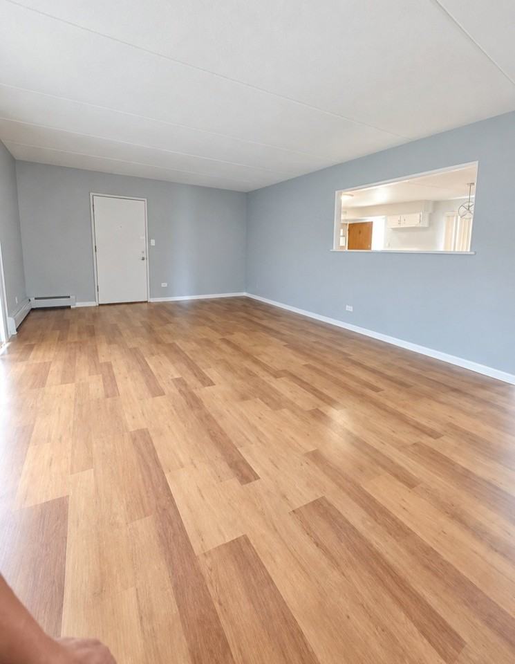 6146 S Kensington Ave - Photo 4 of 16
