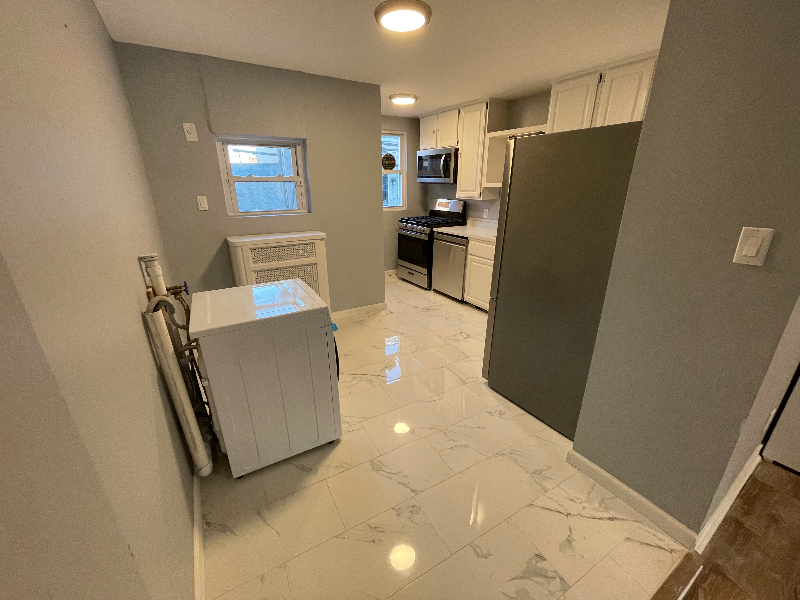 2307 S Bucknell St - Photo 2 of 25