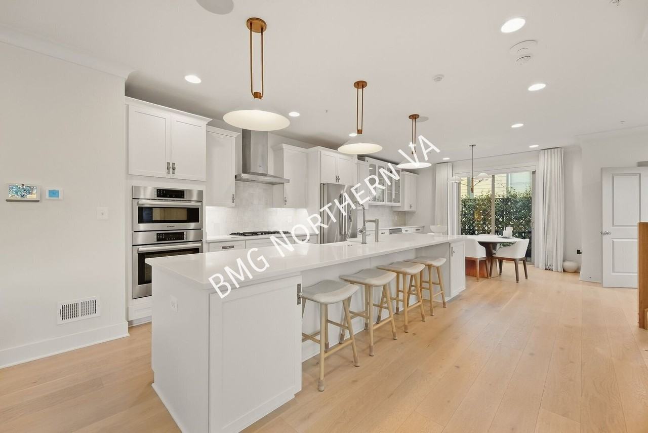 2820 Red Star Ln - Photo 2 of 25