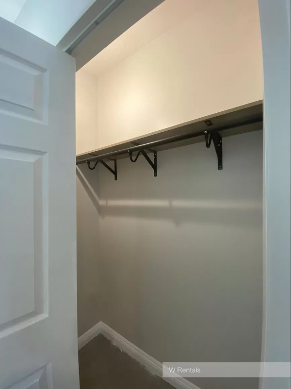 22139 Strathern St #22139 - Photo 6 of 9
