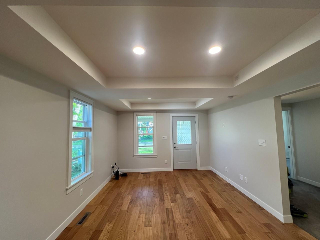 809 6th St Se #1 - Photo 3 of 15