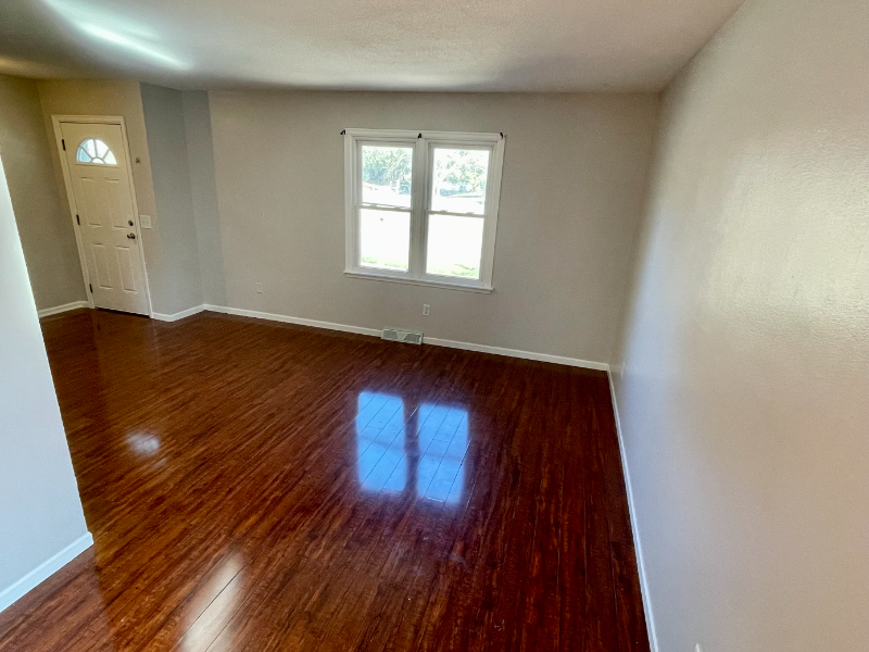 4617 Imperial Dr - Photo 3 of 19
