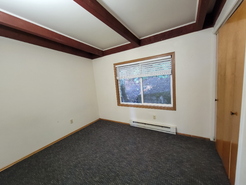 1320 Linda Ln #5 - Photo 4 of 9