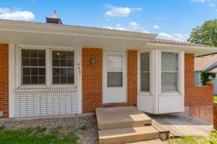 4421 Sterling Ave - Photo 1 of 1