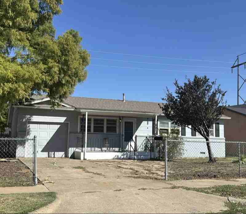 3107 S Nelson St - Photo 3 of 20