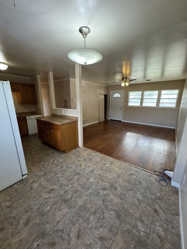3107 S Nelson St - Photo 5 of 20