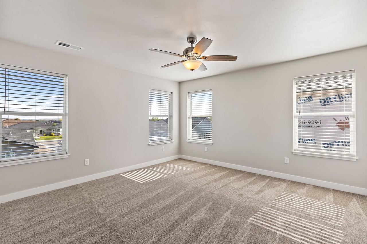 1032 Frank Henry Rd - Photo 6 of 20