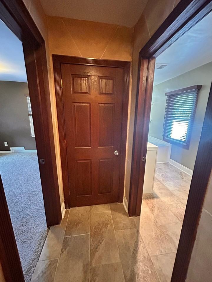 231 Academy St - Photo 5 of 21