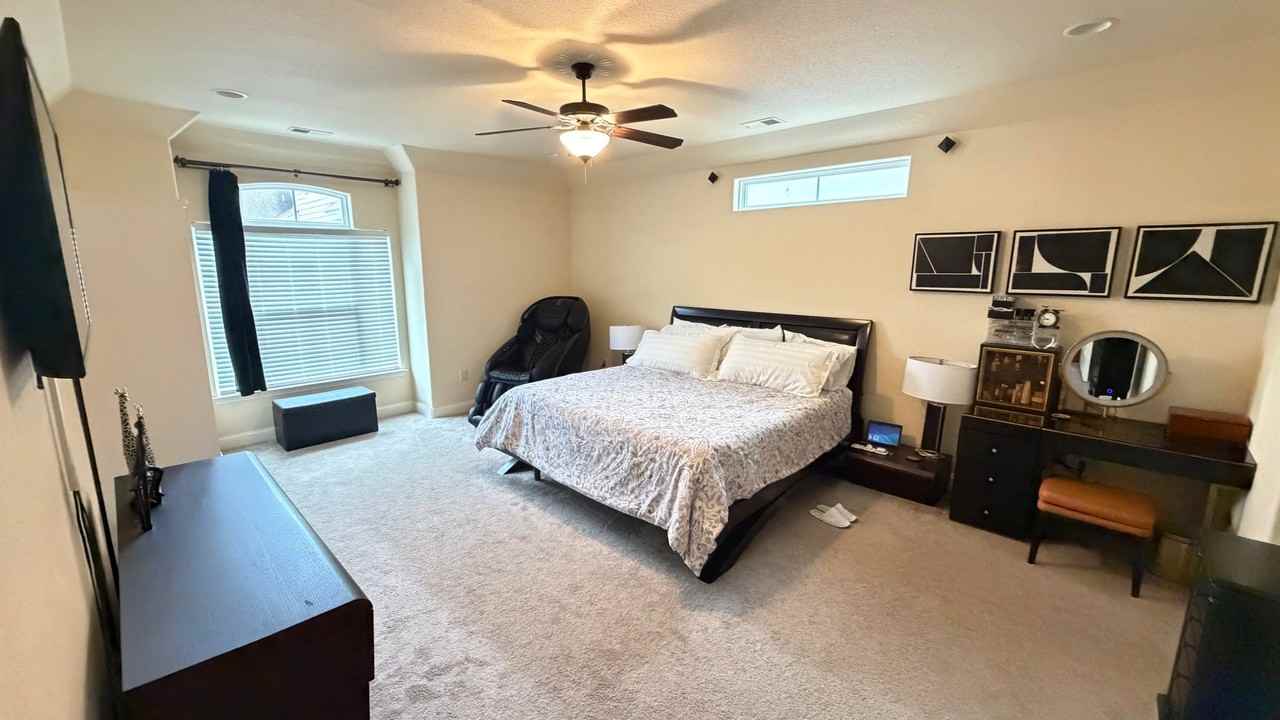 4913 Aclare Ct - Photo 2 of 21