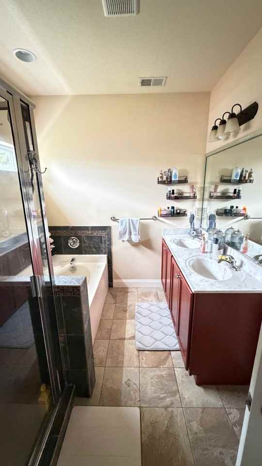 4913 Aclare Ct - Photo 3 of 21